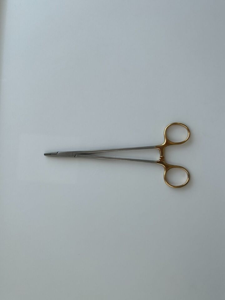 Crile-wood Classic Plus Needle Holder
