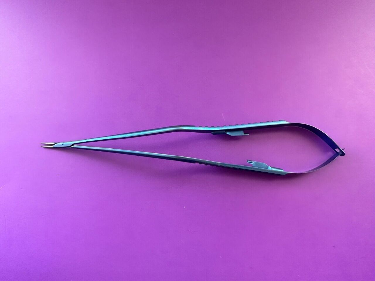 Needle Holder Diamond Dust Jaws 0 size 8-3/4â³  3003-870