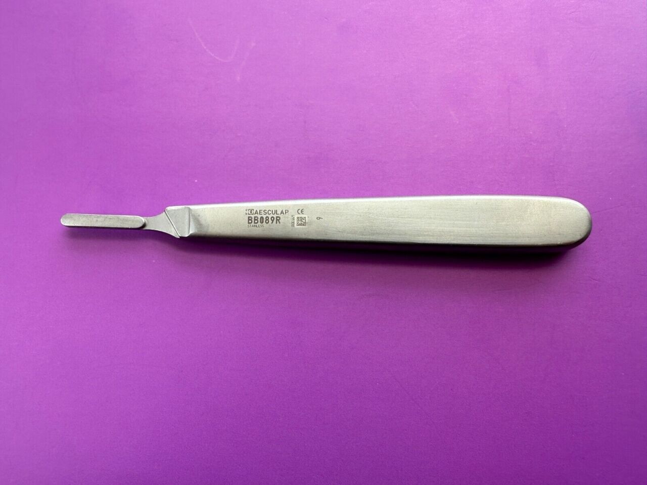 Handle  9XL, F/ Blades nos. 136    5 3/4in