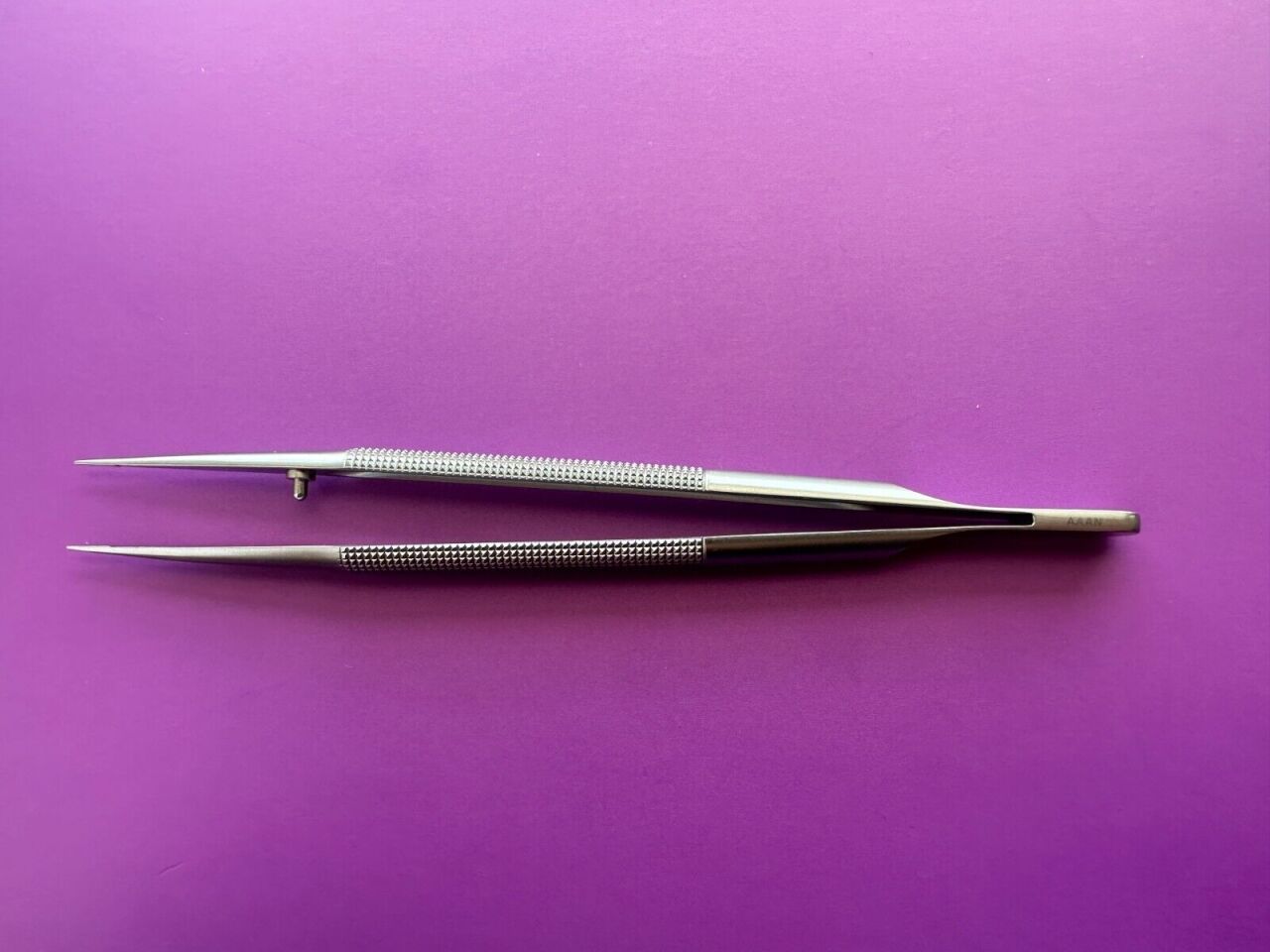 Clc Forceps 15cm Round Handle 8mm diameter, Straight, 0.6mm tip